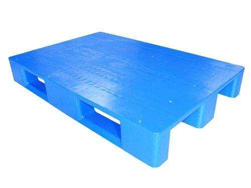 川字托盤生產現場